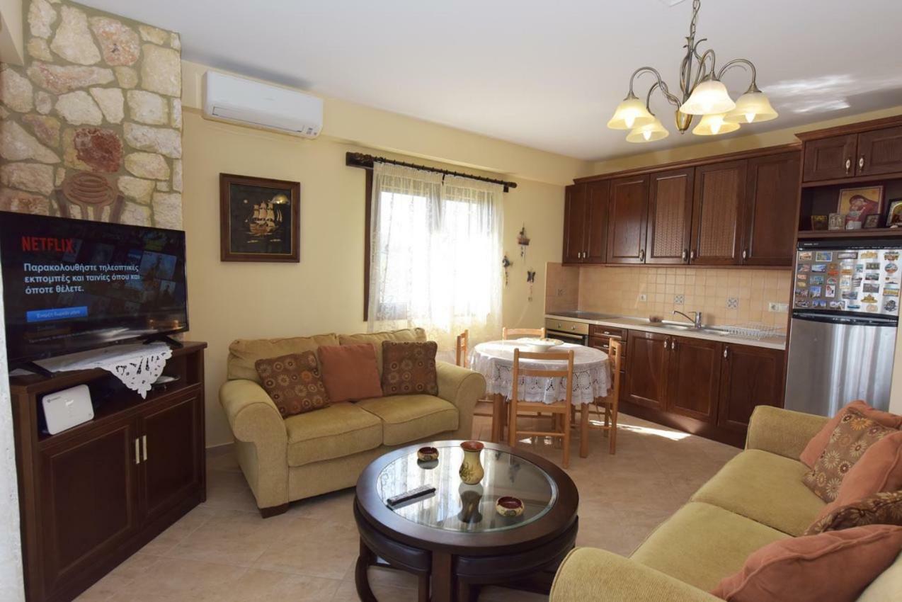 Captain'S Villa Appartments ซากูเดีย ภายนอก รูปภาพ