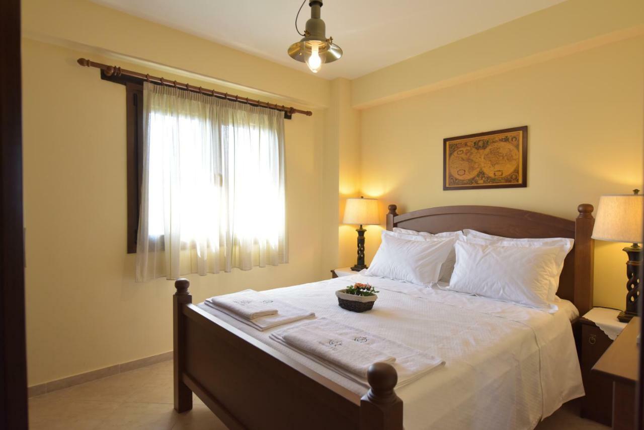Captain'S Villa Appartments ซากูเดีย ภายนอก รูปภาพ