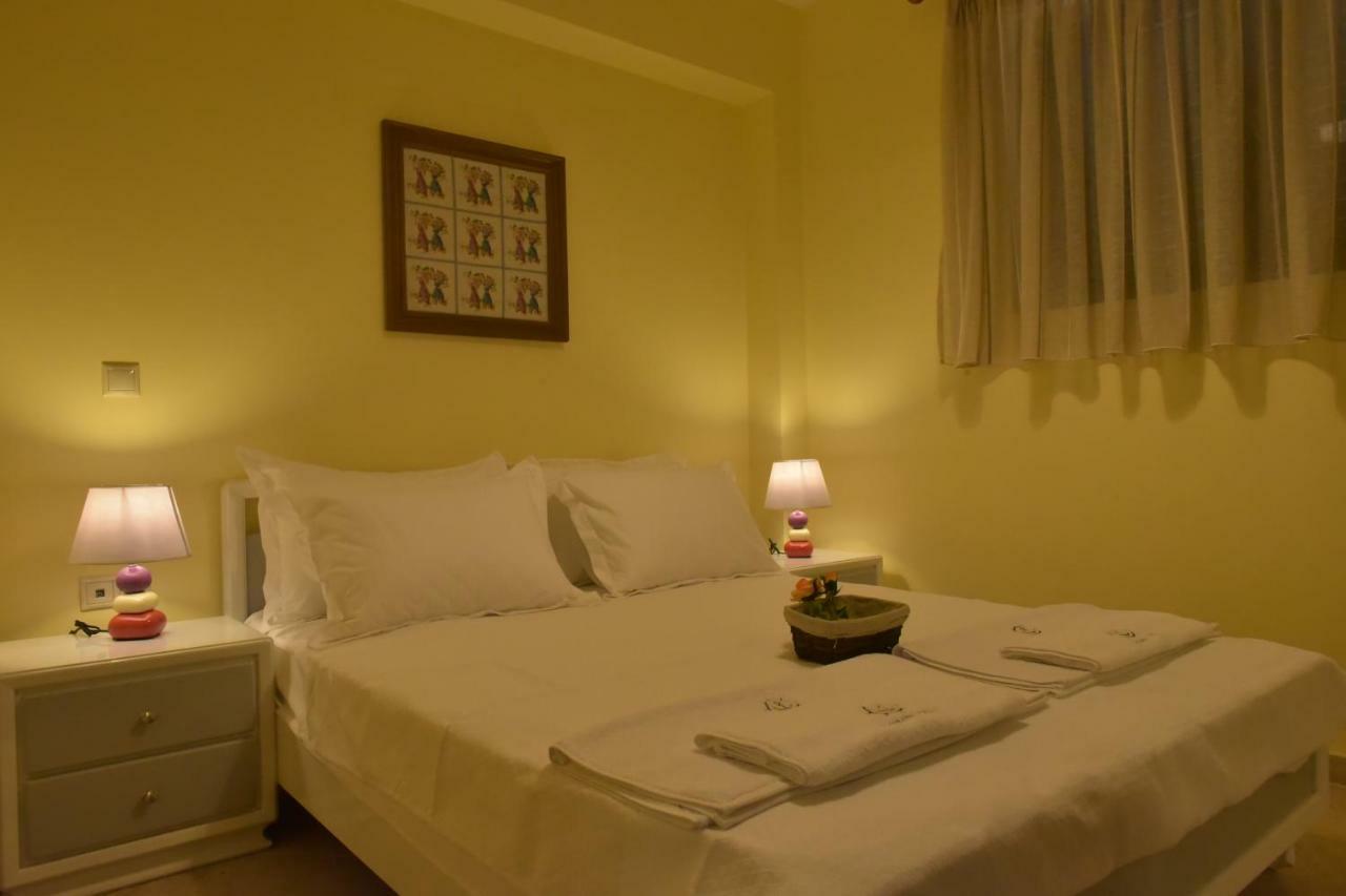 Captain'S Villa Appartments ซากูเดีย ภายนอก รูปภาพ